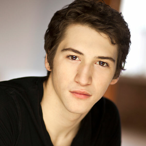 Evan Taylor Benyacar