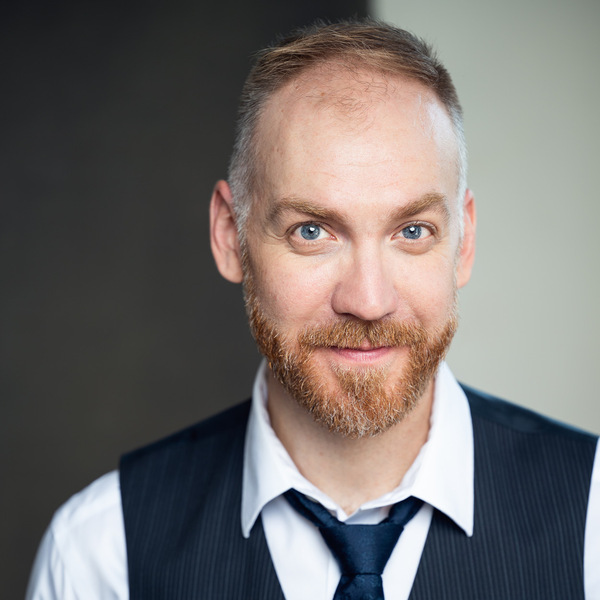 Headshot of Mark Crawford