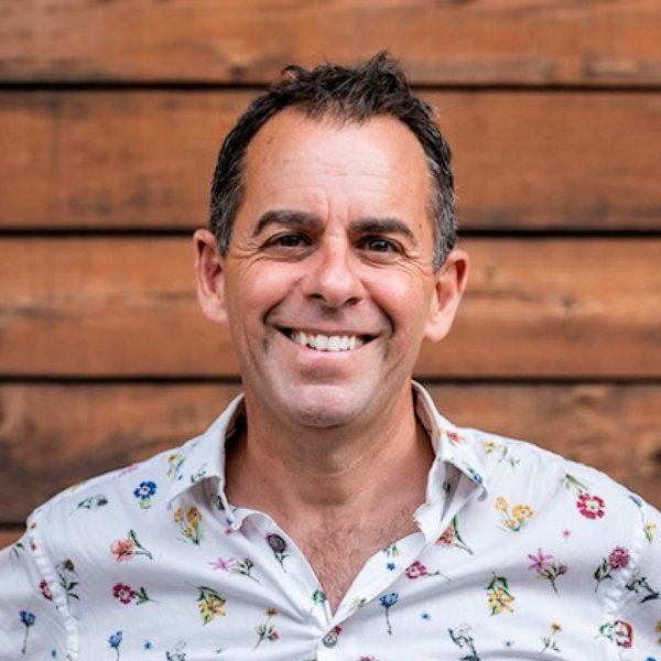 Headshot of Dennis Garnhum