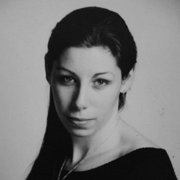 Headshot of Nicole DelCul
