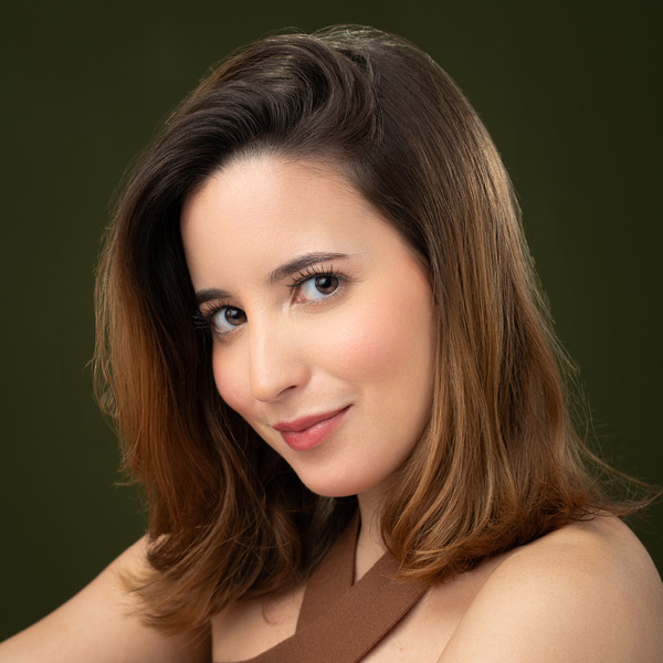 Headshot of Annick Robledo