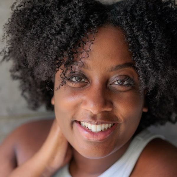 Headshot of Sarah Nairne