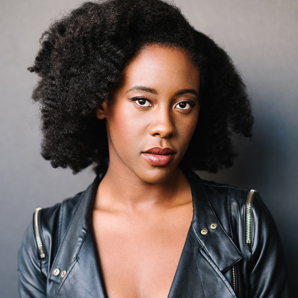 Headshot of Shauna Thompson