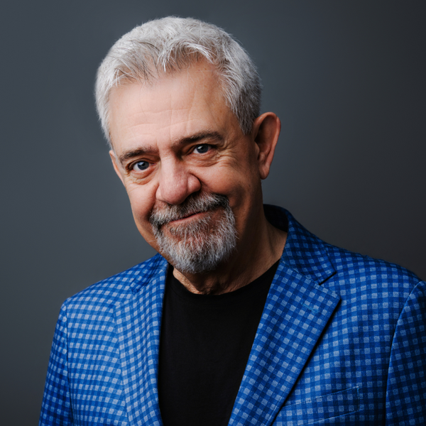 Headshot of Alex Mustakas