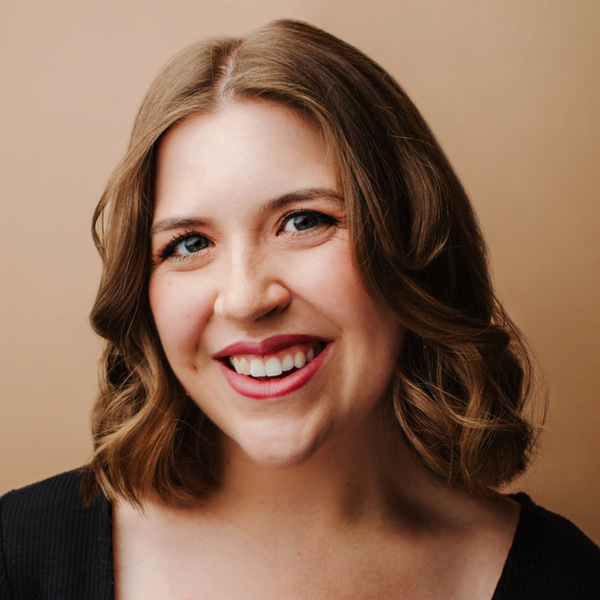 Headshot of Leah Grandmont