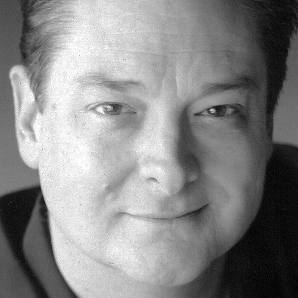 Headshot of Michael Lichtefeld