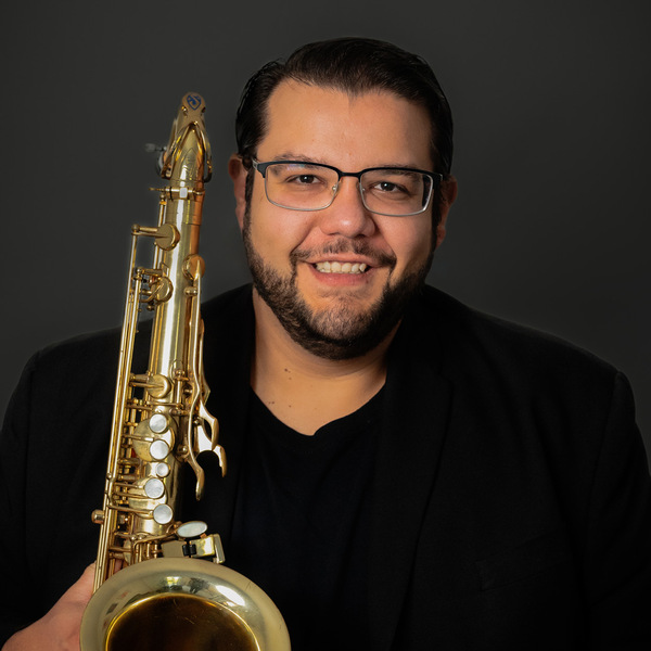 Headshot of Tony De Luca