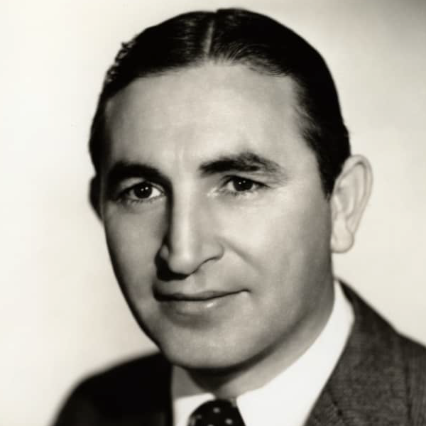 Headshot of Harry Warren