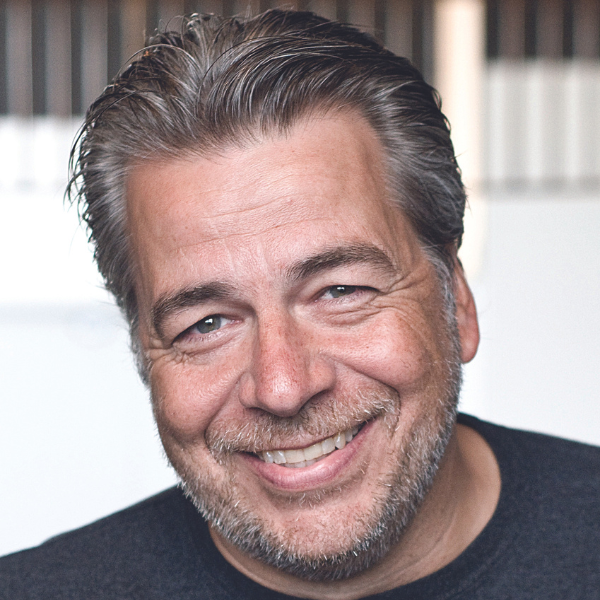 Headshot of Terry Barna