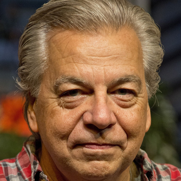 Headshot of Terry Barna