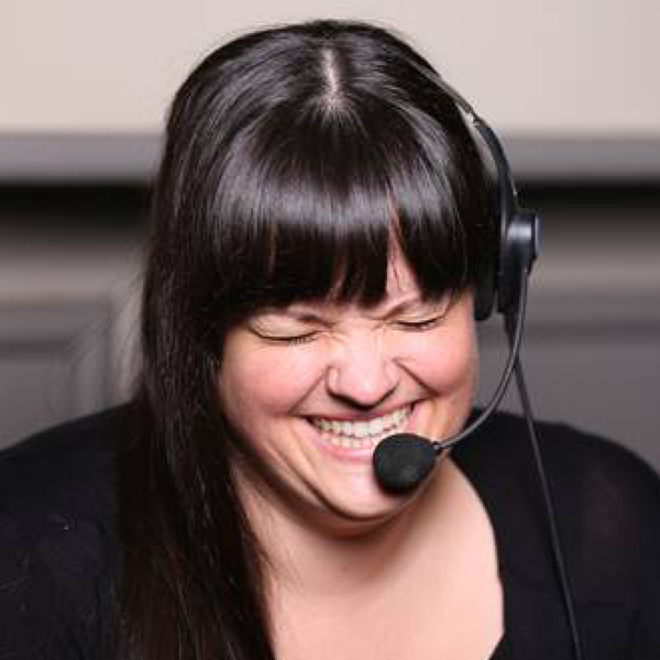 Headshot of Laura Oneil