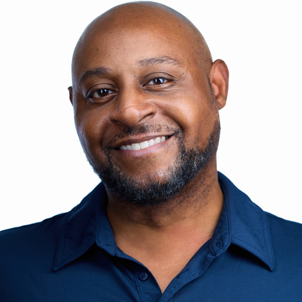Headshot of Alvin Crawford