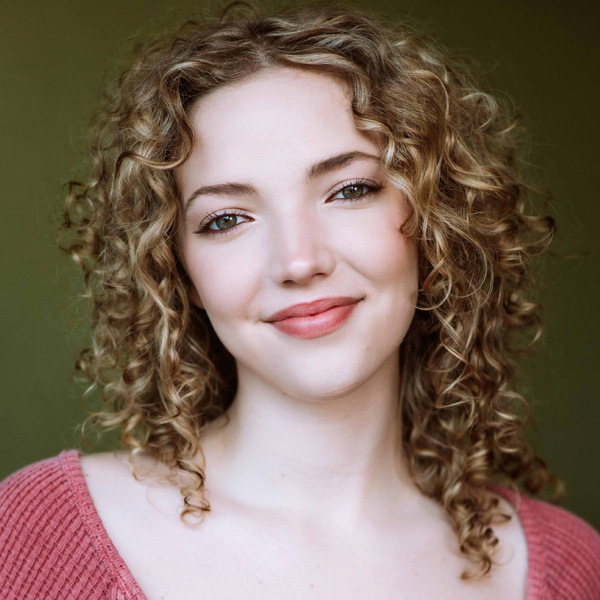 Headshot of Annelise Forbes