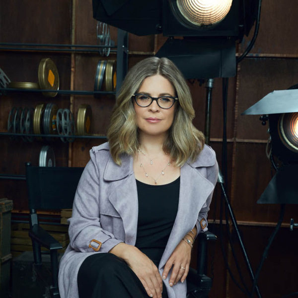 Headshot of Jennifer Lee