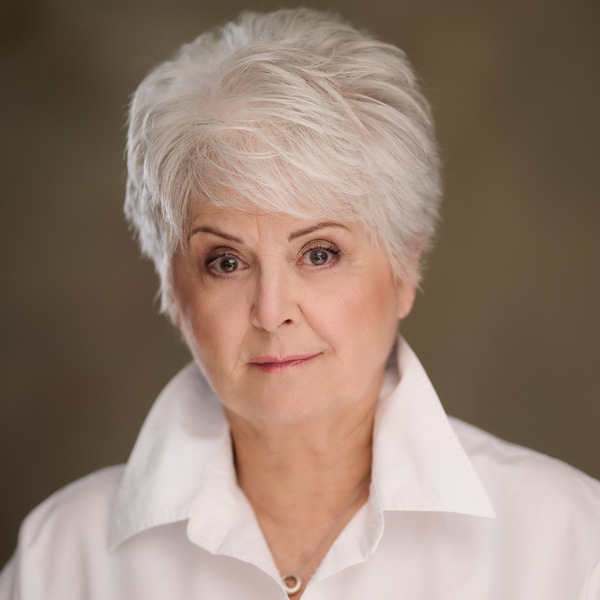 Headshot of Mary Long