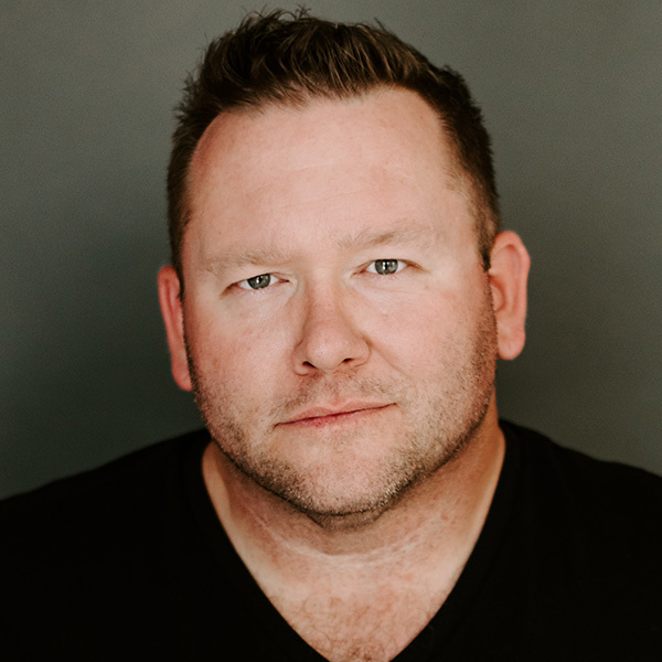 Headshot of Aaron Walpole